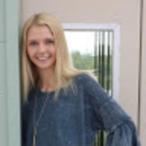 Meet your Posher, Collette